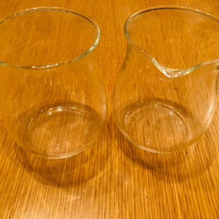 【無料・取りに来てくださる方】無印良品・注ぎ口つきガラス器2個