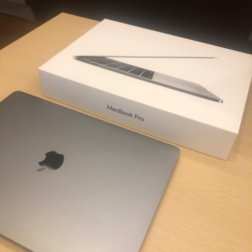 【美品】MacBook Pro【初期化済み】