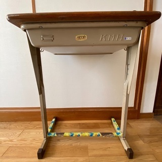 学校机と椅子のセット 💰 値下げしました⤵️