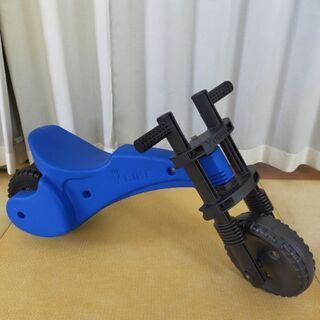 YBIKE ワイバイク 2歳から始める バランスバイク  オシャ...