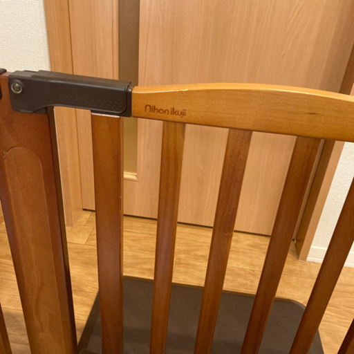 【お取引き中】おくだけドアーズ　ベビーゲート