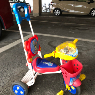 トムとジェリーの三輪車です