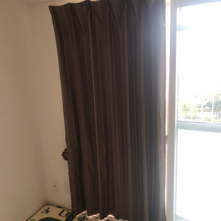 茶色カーテン差し上げます。の画像