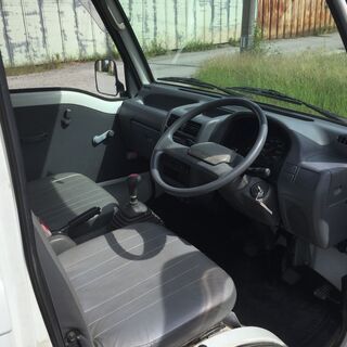 【コミコミ価格】軽トラック　サンバートラック  H５年 KS4 5速MT 4WD 走行７万キロ台  車検2年付き 5374の画像