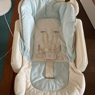 ネムリラ　ハイローチェア　手動　combi コンビ