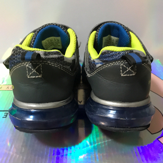 スケッチャーズ　18.0   スニーカーの画像