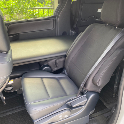 エスクァイア 80系 ベッドキット(車中泊)