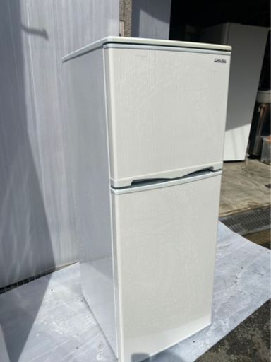 2018年製abitelax2ドア冷凍冷蔵庫AR-143E
