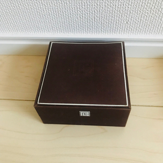 ネクタイピン　PARISの画像