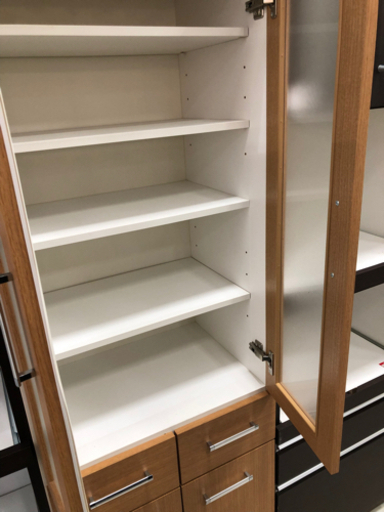 取りに来れる方限定！２枚扉の食器棚です！！！