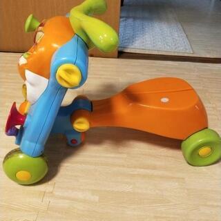 トイザらス ブルーイン　2in1　ライドアンドウォーカー


の画像