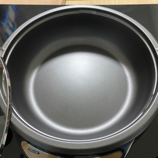 電気グリル鍋の画像