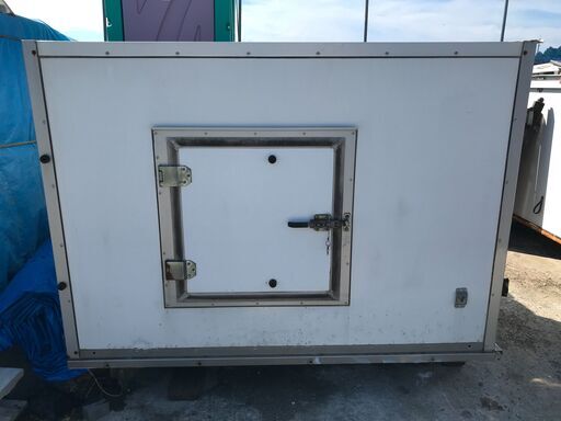 11/16ご購入ありがとうございました。値下げしました☆軽トラックの箱☆米の保管や道具入れに最適です☆28，000万円でお譲りします☆