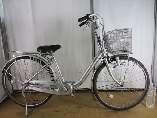 ★限定特価9800円　アルミ軽量★ 中古自転車 B465　カルーサ　シルバー　3段変速 【26インチ 】