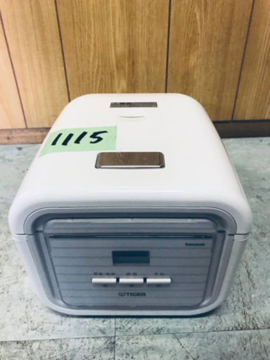 1115番タイガー✨マイコン炊飯ジャー✨JAJ-A552‼️