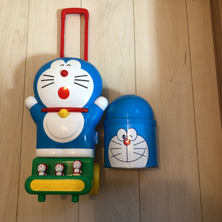 ドラえもん　キャリーバック風おもちゃ　ゴミ箱　２点セット