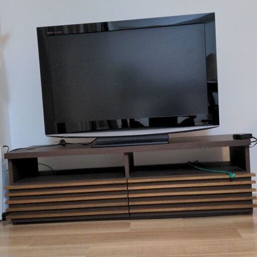 お値下げしました★【テレビ台】ウォールナット 棚2つあり
