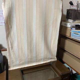 ちょっと昔の立派なドレッサー　鏡台  隠し棚あり　コンセント付き　手作りカバー付き 取りに来られる方の画像