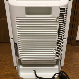 即日お渡し可能です☆スリーアップ CH-1212S-WH セラミックヒーター 人感センサー付き ホワイトの画像