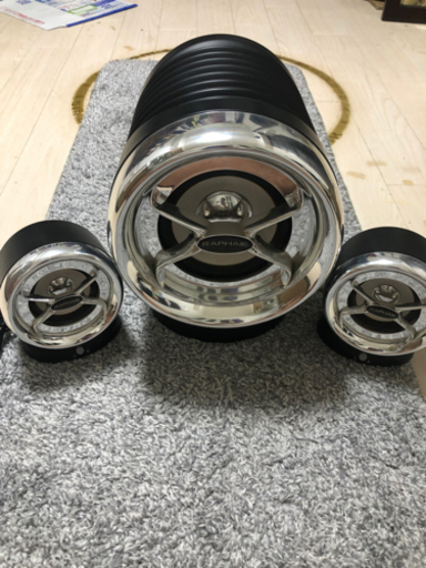 ウーハー 3連スピーカー