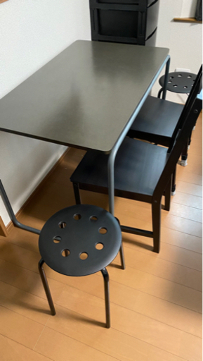 《引取者決定しました》IKEA ダイニングテーブルセット　４脚