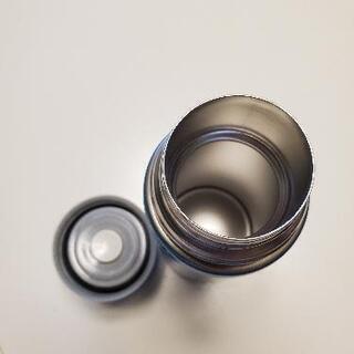【未使用品】ステンレス水筒の画像