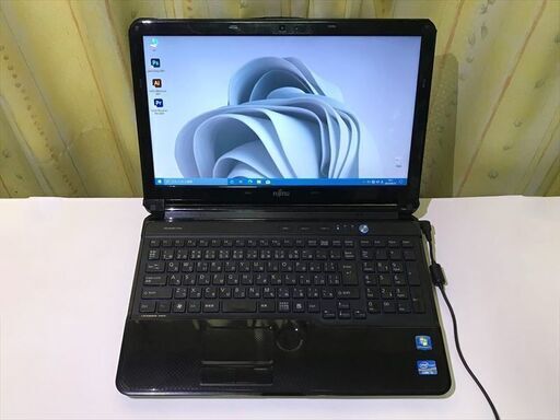 富士通 ノートパソコン FMV LIFEBOOK AH54/G FMVA54GB Core i5 2450M Win10 64bit
