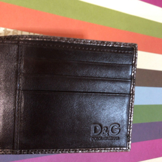 極美品未使用に近い財布コンパクト人気仕様人気ブランド本革レザー パイソンオシャレの画像