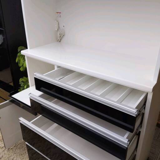 ●【✨松田家具✨参考上代約14.7万✨レンジボード✨食器棚✨スチームオーブン対応✨ハイカウンタータイプ✨118幅✨】