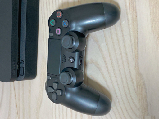 ジモティ限定　PlayStation®4 1TB CUH-2100BB01