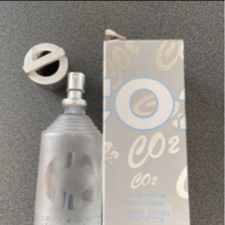 香水　CO2