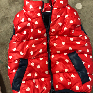 1歳から2歳くらいの女の子