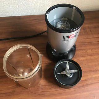 Magic Bullet ミキサーの画像