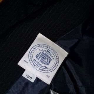 子供服　J.プレス　スーツ　130cmの画像