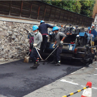 【施工管理経験者募集】大阪を中心に道路の舗装工事なら【大村組】の画像