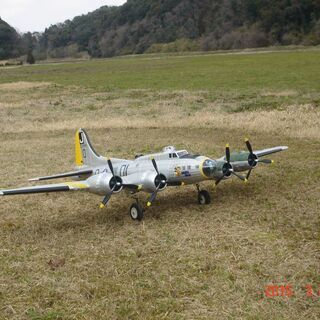 ラジコンスケール飛行機(B-17)