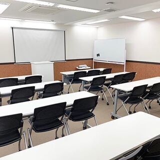 貸会議室・レンタルスペース　24席　2500円/1ｈ★備品全て無料★