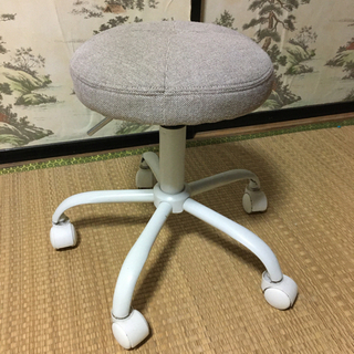 丸椅子　キャスター　上下調節
