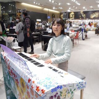 一緒に　エレクトーンの演奏活動をして下さる方を募集します − 大阪府