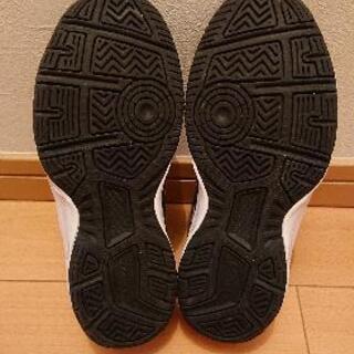 子供用バレーボールシューズ 21.0㎝の画像