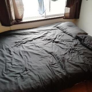 ダブルベッド ー無料！