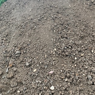 残土差し上げます。　重機で積み込みます。　ダンプ運搬可能です。の画像