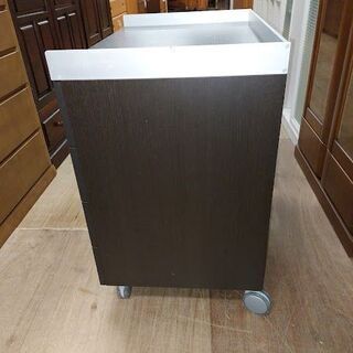 【愛品倶楽部柏店】blum ブルム タンデムレール使用 木製4段ツールキャビネット キャスター付の画像