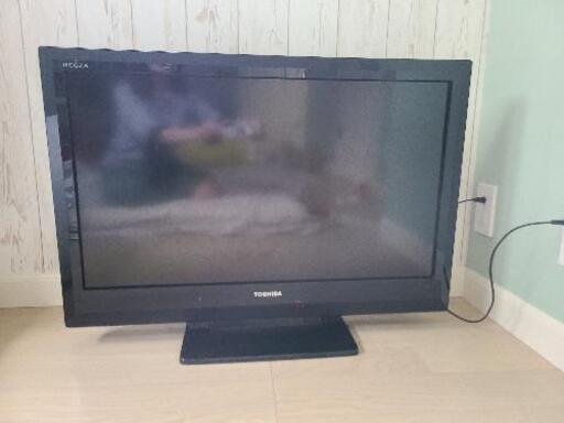32型 液晶テレビ　TOSHIBA製　REGZA\n\n