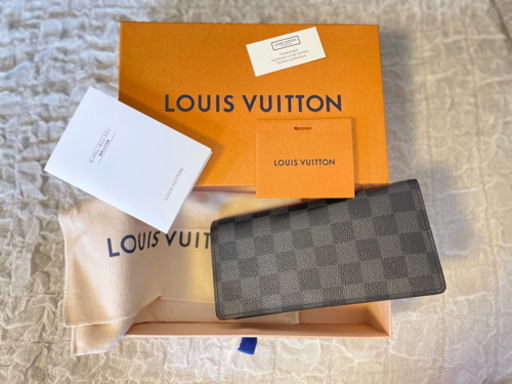 LOUIS Vuitton メンズ　長財布　未使用に近い