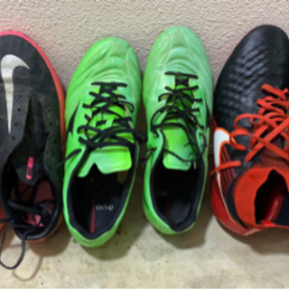 サッカー　スパイク