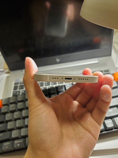 iPhone 12 128GB ホワイト　SIMフリー　美品