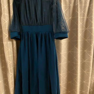 プールヴーのドレス pourvousの画像