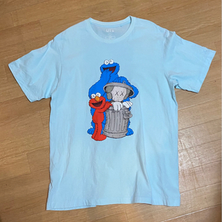 UNIQLO×KAWS セサミストリートTシャツ XL ②