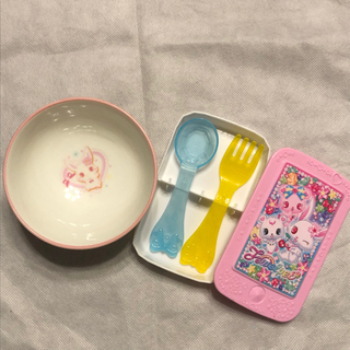【商談成立】子ども用お茶わんとカトラリーです。ジュエルペットの好...